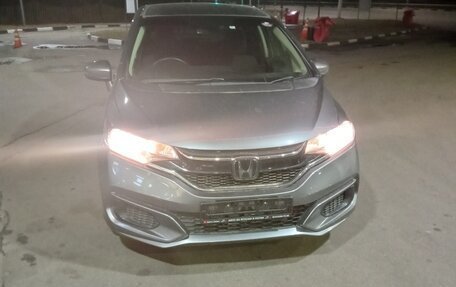 Honda Fit III, 2018 год, 1 300 000 рублей, 2 фотография