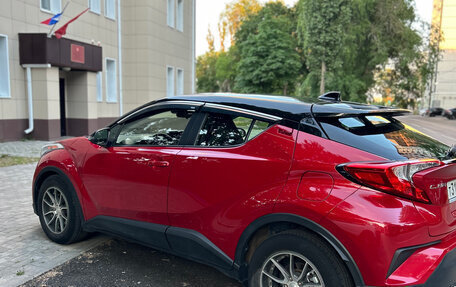 Toyota C-HR I рестайлинг, 2019 год, 1 950 000 рублей, 3 фотография