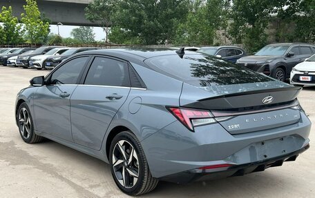 Hyundai Elantra, 2022 год, 1 500 000 рублей, 2 фотография
