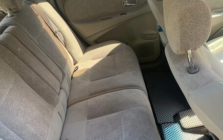 Nissan Tino, 2000 год, 167 000 рублей, 11 фотография