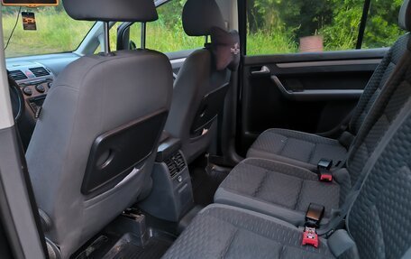 Volkswagen Touran III, 2009 год, 380 000 рублей, 7 фотография
