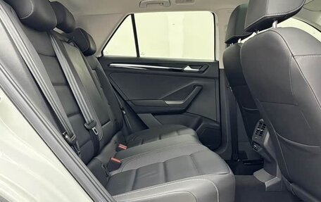 Volkswagen T-Roc I, 2022 год, 1 600 000 рублей, 12 фотография
