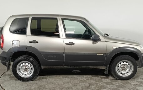 Chevrolet Niva I рестайлинг, 2016 год, 750 000 рублей, 7 фотография