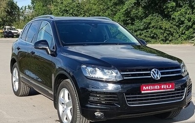 Volkswagen Touareg III, 2011 год, 2 148 000 рублей, 1 фотография