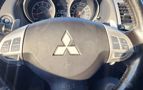 Mitsubishi Outlander III рестайлинг 3, 2011 год, 1 200 000 рублей, 6 фотография