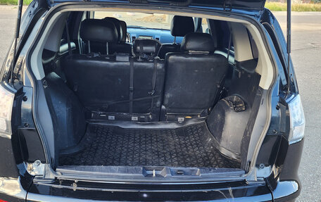 Mitsubishi Outlander III рестайлинг 3, 2011 год, 1 200 000 рублей, 13 фотография