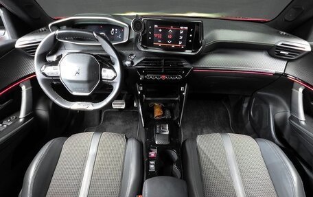 Peugeot 2008 II, 2023 год, 2 090 000 рублей, 6 фотография