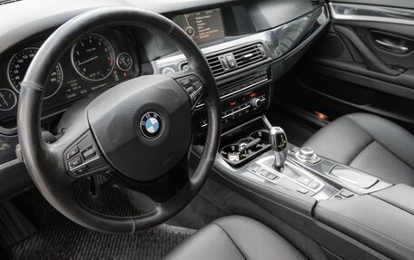 BMW 5 серия, 2012 год, 1 650 000 рублей, 14 фотография