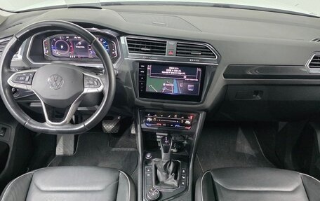 Volkswagen Tiguan II, 2022 год, 4 210 000 рублей, 7 фотография