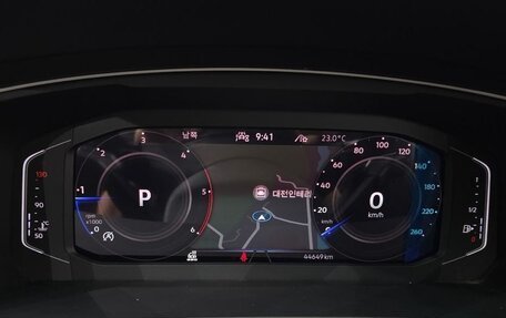 Volkswagen Tiguan II, 2022 год, 4 210 000 рублей, 9 фотография