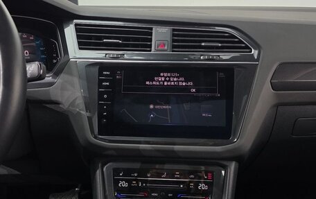 Volkswagen Tiguan II, 2022 год, 4 210 000 рублей, 13 фотография