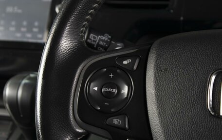 Honda Stepwgn IV, 2017 год, 2 090 000 рублей, 12 фотография
