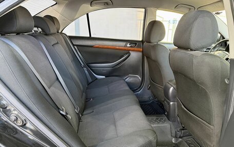 Toyota Avensis III рестайлинг, 2006 год, 799 000 рублей, 11 фотография
