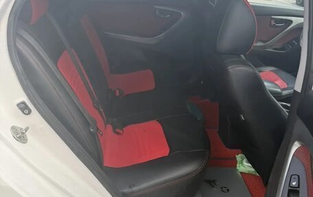 Hyundai Elantra V, 2013 год, 960 000 рублей, 9 фотография