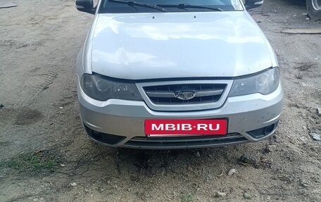 Daewoo Nexia I рестайлинг, 2012 год, 180 000 рублей, 3 фотография