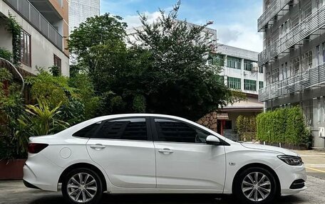Chevrolet Cruze II, 2022 год, 1 265 000 рублей, 7 фотография