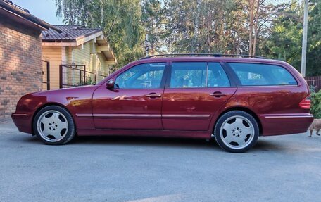 Mercedes-Benz E-Класс, 2002 год, 2 650 000 рублей, 8 фотография