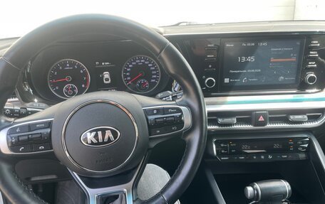 KIA K5, 2021 год, 2 350 000 рублей, 13 фотография