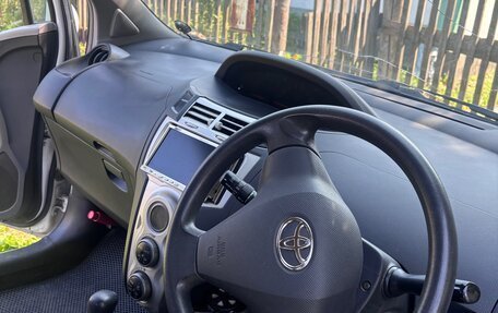 Toyota Vitz, 2005 год, 450 000 рублей, 8 фотография