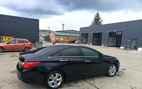 Hyundai Sonata VI, 2011 год, 950 000 рублей, 5 фотография