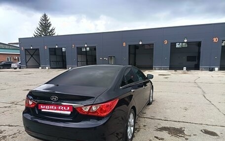 Hyundai Sonata VI, 2011 год, 950 000 рублей, 6 фотография