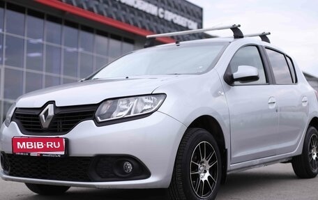 Renault Sandero II рестайлинг, 2016 год, 981 560 рублей, 1 фотография