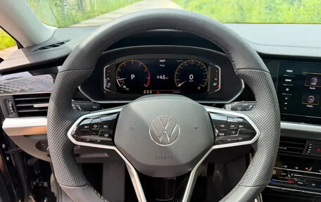 Volkswagen Passat B8 рестайлинг, 2022 год, 2 400 000 рублей, 14 фотография