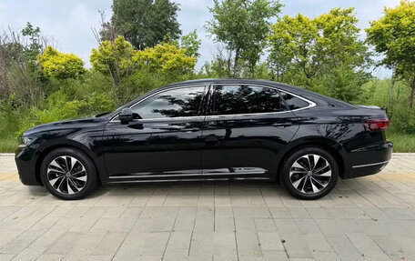 Volkswagen Passat B8 рестайлинг, 2022 год, 2 400 000 рублей, 8 фотография