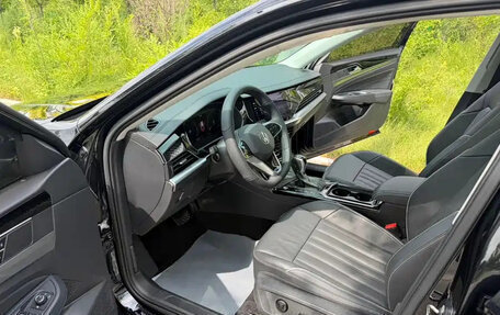Volkswagen Passat B8 рестайлинг, 2022 год, 2 400 000 рублей, 17 фотография