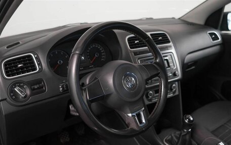 Volkswagen Polo VI (EU Market), 2015 год, 549 000 рублей, 13 фотография