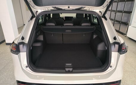 Volkswagen Tiguan, 2026 год, 4 930 000 рублей, 10 фотография