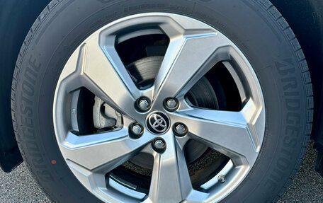 Toyota RAV4, 2021 год, 3 680 000 рублей, 11 фотография