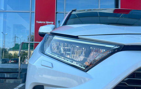 Toyota RAV4, 2021 год, 3 680 000 рублей, 9 фотография