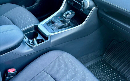 Toyota RAV4, 2021 год, 3 680 000 рублей, 17 фотография