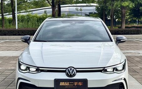 Volkswagen Golf VIII, 2023 год, 1 880 000 рублей, 2 фотография