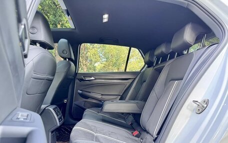 Volkswagen Golf VIII, 2023 год, 1 880 000 рублей, 17 фотография