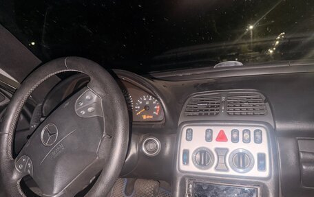 Mercedes-Benz CLK-Класс, 1999 год, 500 000 рублей, 11 фотография