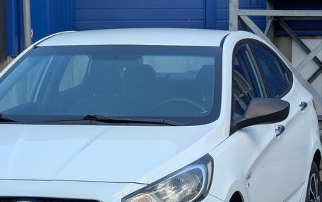 Hyundai Solaris II рестайлинг, 2014 год, 785 000 рублей, 4 фотография