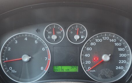 Ford Focus II рестайлинг, 2005 год, 450 000 рублей, 4 фотография