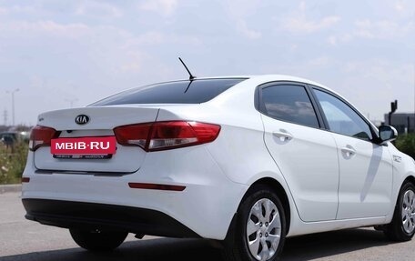 KIA Rio III рестайлинг, 2016 год, 894 327 рублей, 5 фотография