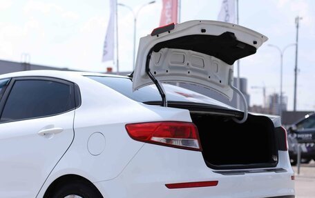 KIA Rio III рестайлинг, 2016 год, 894 327 рублей, 19 фотография