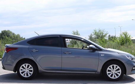 Hyundai Solaris II рестайлинг, 2017 год, 1 113 000 рублей, 4 фотография