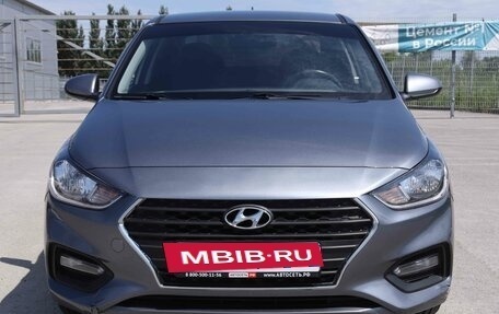 Hyundai Solaris II рестайлинг, 2017 год, 1 113 000 рублей, 2 фотография