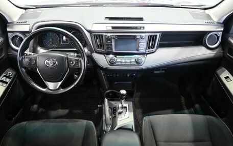 Toyota RAV4, 2015 год, 2 129 900 рублей, 12 фотография