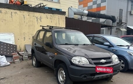 Chevrolet Niva I рестайлинг, 2010 год, 110 000 рублей, 6 фотография
