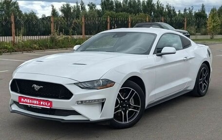 Ford Mustang VI рестайлинг, 2021 год, 3 260 000 рублей, 1 фотография