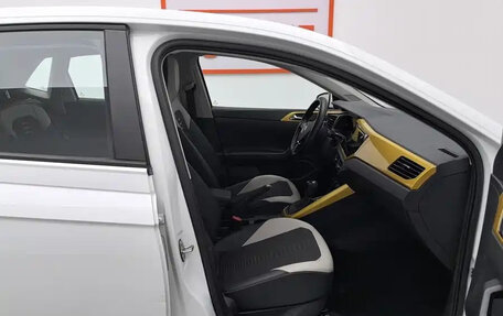 Volkswagen Polo, 2023 год, 1 190 000 рублей, 10 фотография