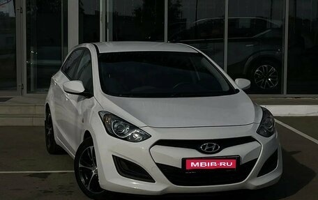 Hyundai i30 II рестайлинг, 2013 год, 970 000 рублей, 1 фотография