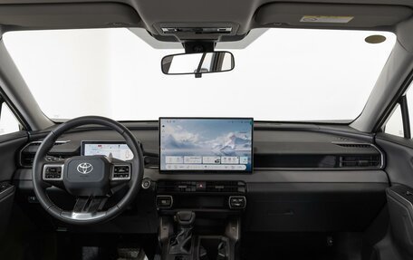 Toyota RAV4, 2026 год, 4 097 000 рублей, 6 фотография