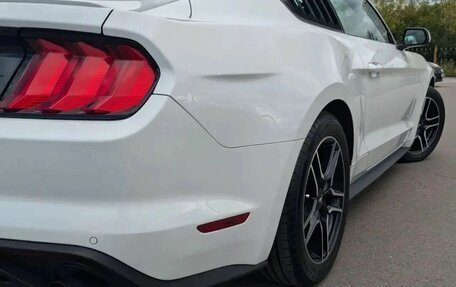 Ford Mustang VI рестайлинг, 2021 год, 3 260 000 рублей, 12 фотография
